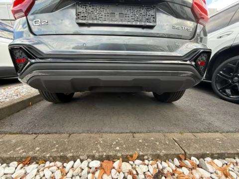 Audi Q2 — Нижняя часть заднего бампера Audi Q2: нижняя часть заднего бампера