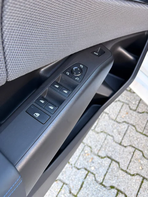 BMW X3 — Водительский блок стеклоподъёмников и регулировки зеркал BMW X3: водительский блок стеклоподъёмников и регулировки зеркал