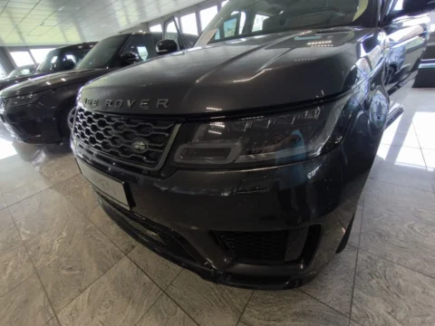 Range Rover Sport — Передний угол кузова и бампер Range Rover Sport: передний угол кузова и бампер